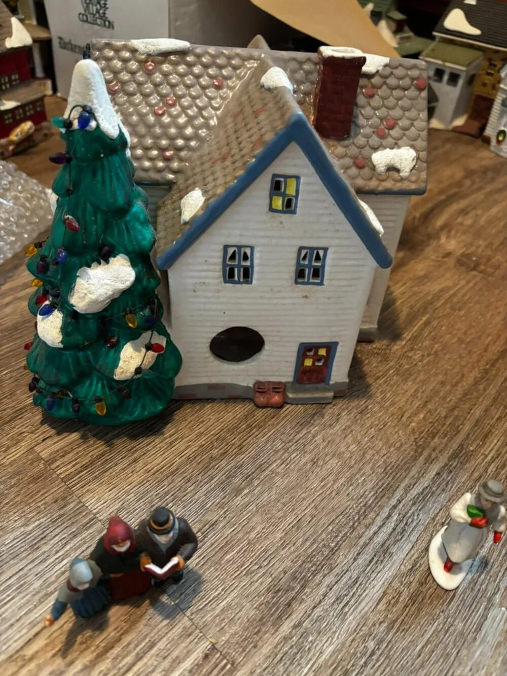 Department 56 Christmas village light up building 1987 Farm House